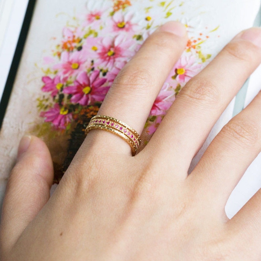 Gold Plated Gorgeous Round Cut Ruby Wedding Ring - Picture 4 of 5